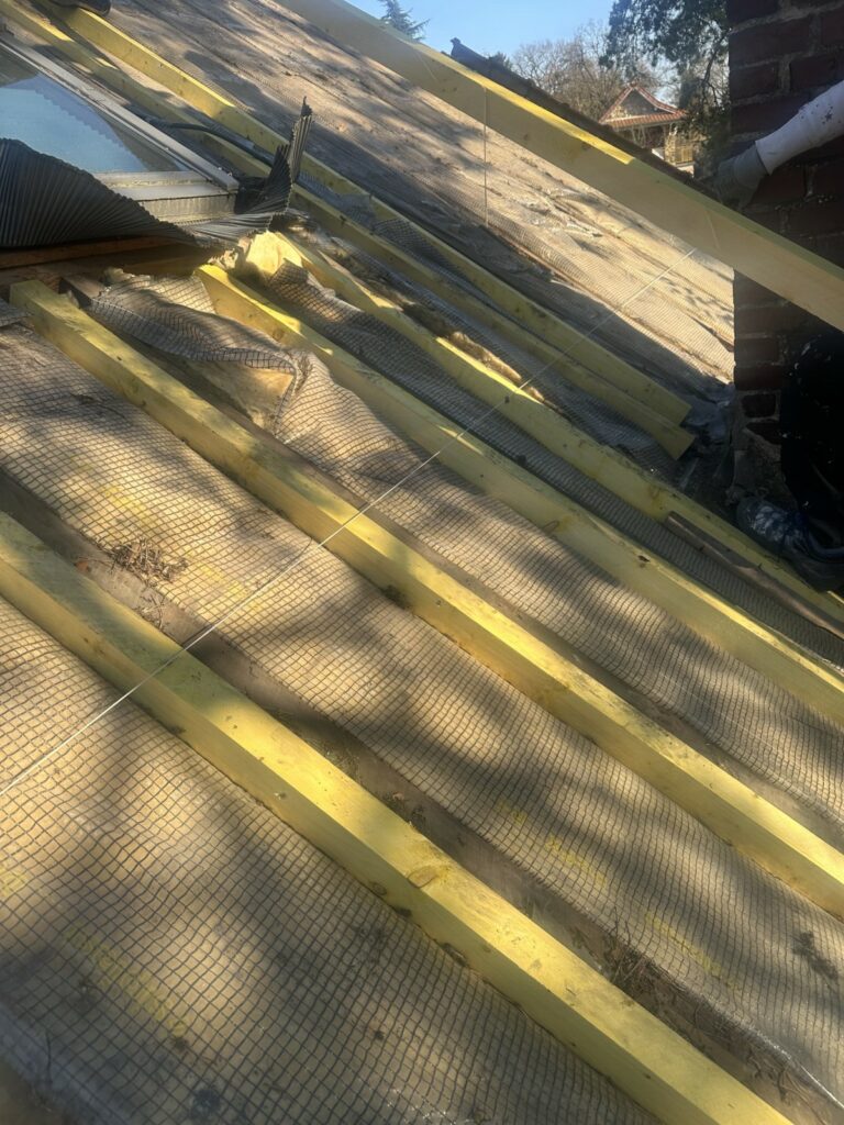 Rénovation toiture maison 91 Draveil - pose chevrons - Couverture LD - Désiré Lafleur