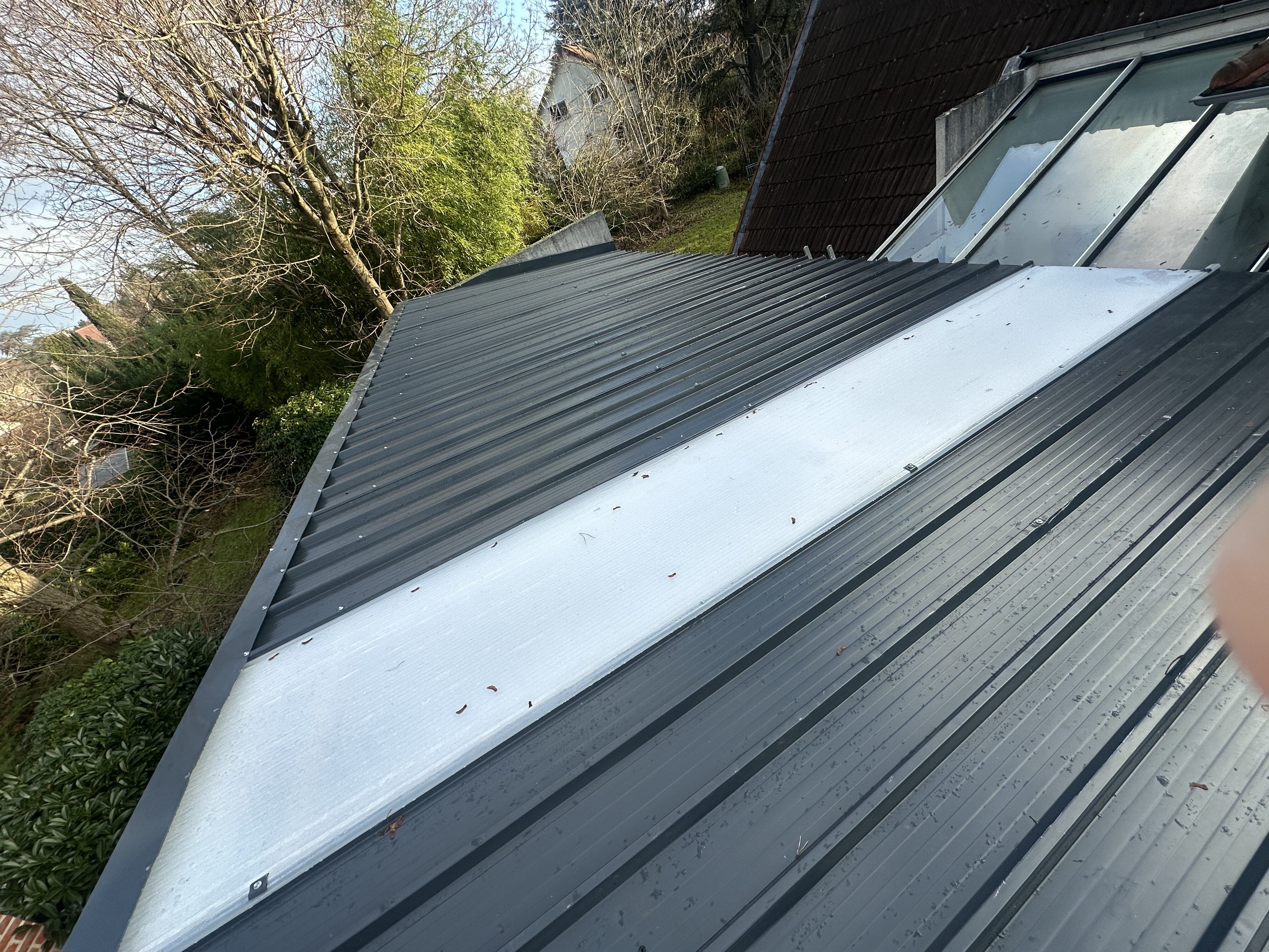 Rénovation toit bac acier 91 Draveil APRES par couvreur Désiré Dawson Lafleur - LD couverture